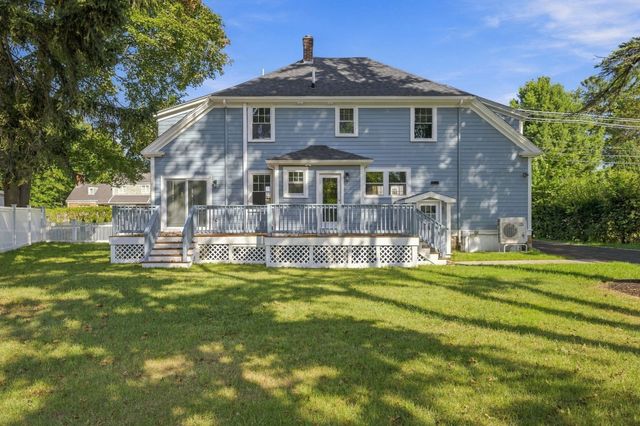 74 Tedesco St, Marblehead, MA 01945