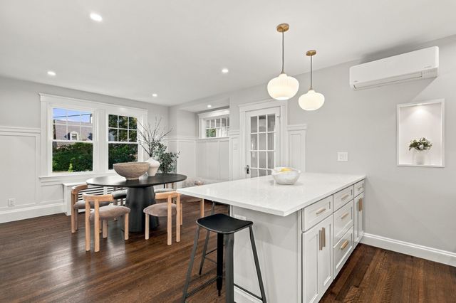 74 Tedesco St, Marblehead, MA 01945
