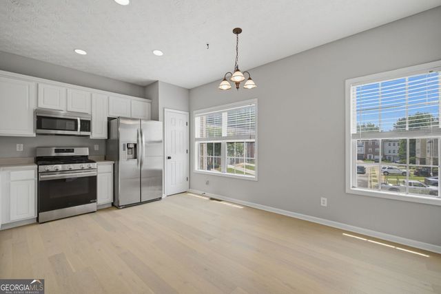 3518 Lantern View Lane, Scottdale, GA 30079