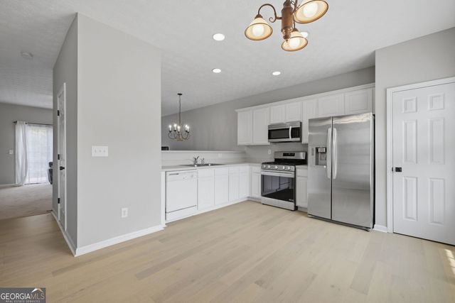 3518 Lantern View Lane, Scottdale, GA 30079
