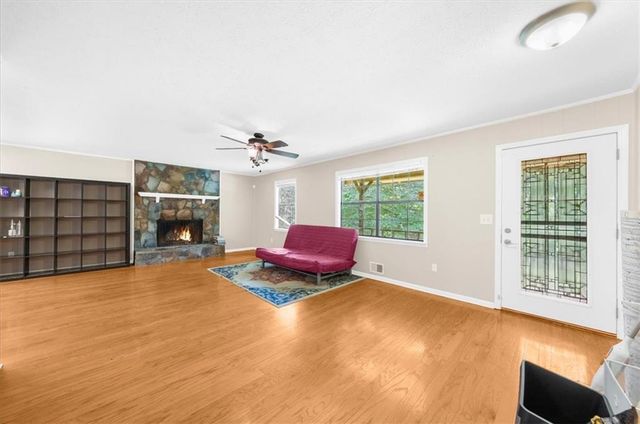 4005 Hillpine Way, Douglasville, GA 30135