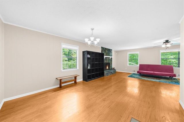 4005 Hillpine Way, Douglasville, GA 30135