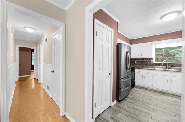4005 Hillpine Way, Douglasville, GA 30135