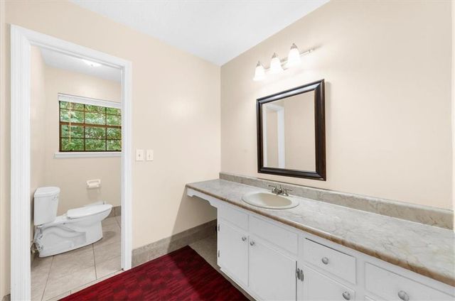 4005 Hillpine Way, Douglasville, GA 30135