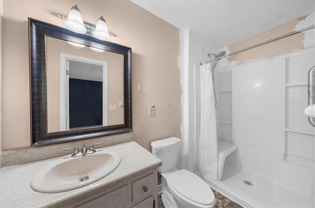 4005 Hillpine Way, Douglasville, GA 30135
