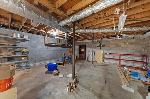 4005 Hillpine Way, Douglasville, GA 30135