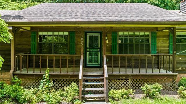 4005 Hillpine Way, Douglasville, GA 30135