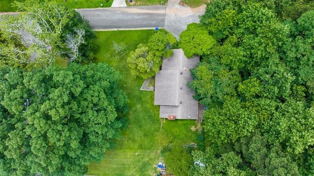 4005 Hillpine Way, Douglasville, GA 30135