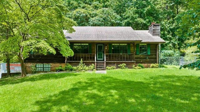 4005 Hillpine Way, Douglasville, GA 30135