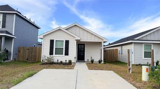 16799 N Marie Village Drive, Conroe, TX 77306