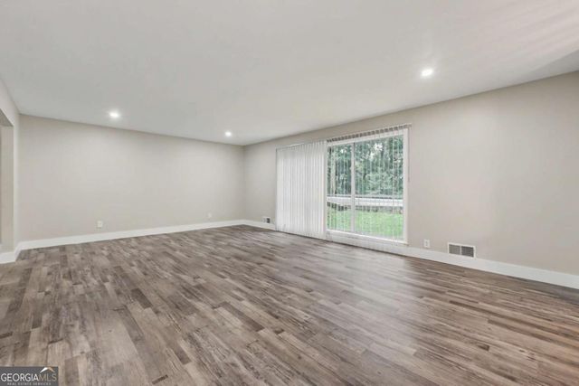 2276 Skyline Drive, Gainesville, GA 30501