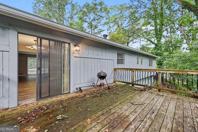 2276 Skyline Drive, Gainesville, GA 30501