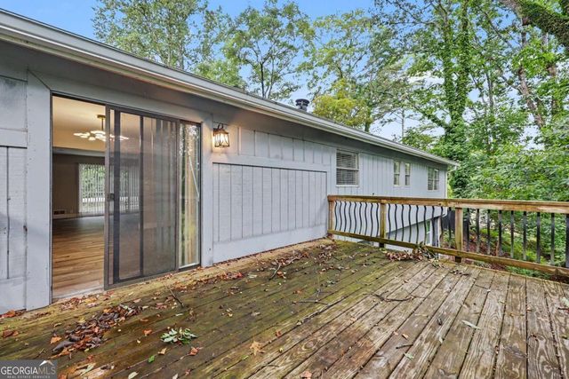 2276 Skyline Drive, Gainesville, GA 30501