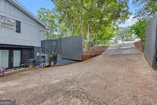 2276 Skyline Drive, Gainesville, GA 30501