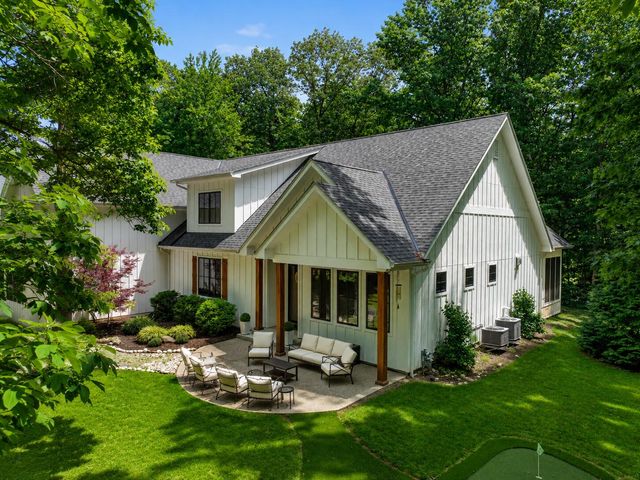 7 Preserve Way, New Buffalo, MI 49117