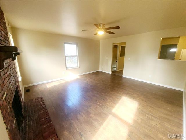 1516 Farmview Avenue, Unincorporated, MO 63138