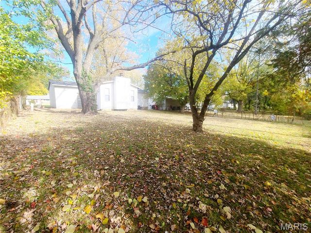 1516 Farmview Avenue, Unincorporated, MO 63138