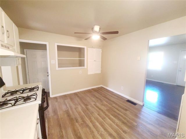 1516 Farmview Avenue, Unincorporated, MO 63138