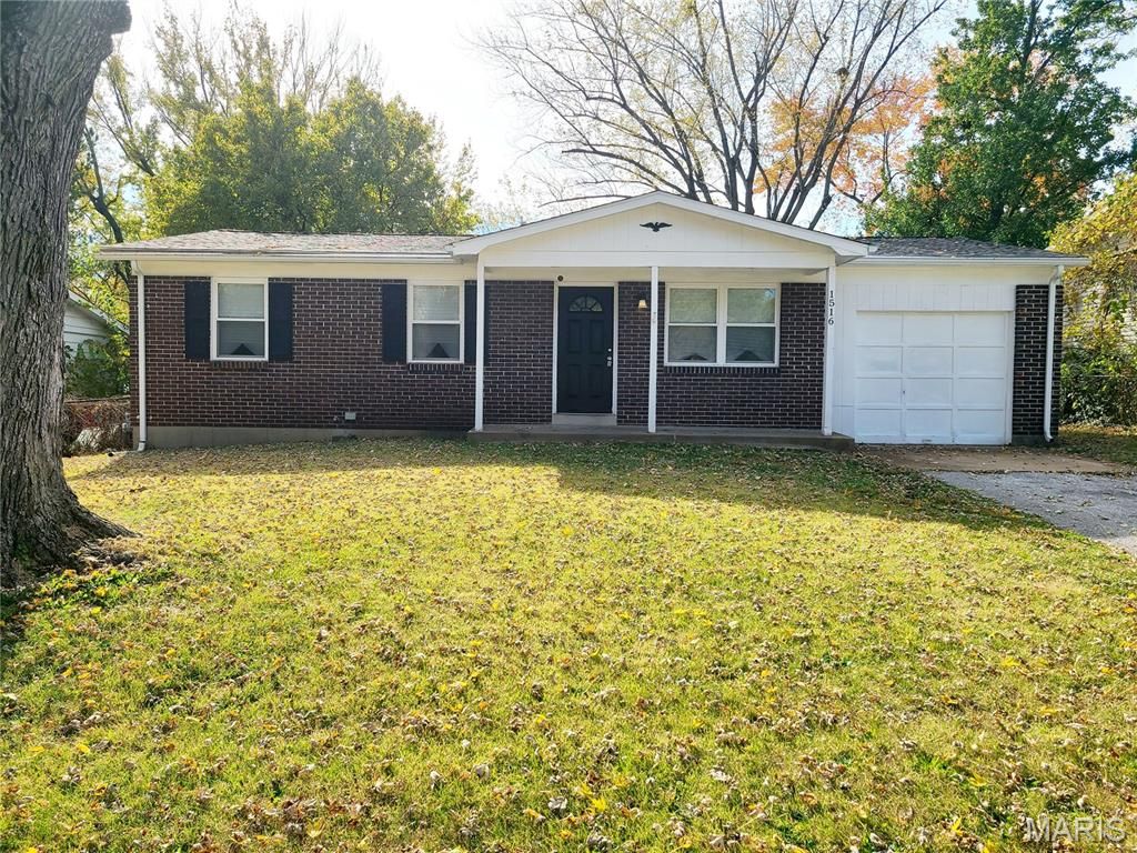 1516 Farmview Avenue, Unincorporated, MO 63138