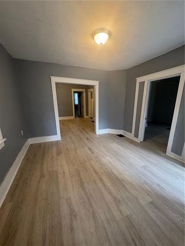 5214 Scarritt Avenue, Kansas City, MO 64123
