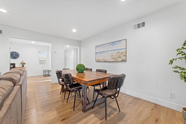 2457 Mcgregor Dr, Rancho Cordova, CA 95670