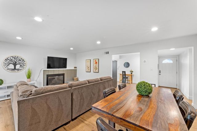 2457 Mcgregor Dr, Rancho Cordova, CA 95670