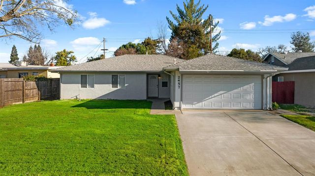 2457 Mcgregor Dr, Rancho Cordova, CA 95670