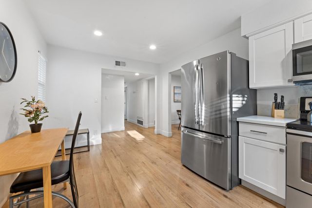 2457 Mcgregor Dr, Rancho Cordova, CA 95670
