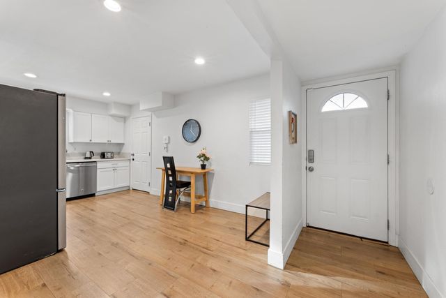 2457 Mcgregor Dr, Rancho Cordova, CA 95670