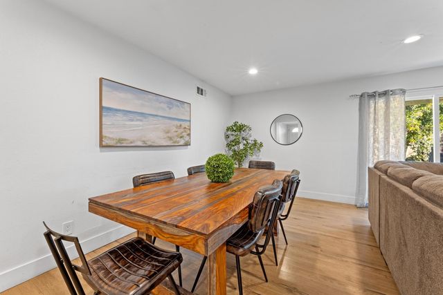 2457 Mcgregor Dr, Rancho Cordova, CA 95670