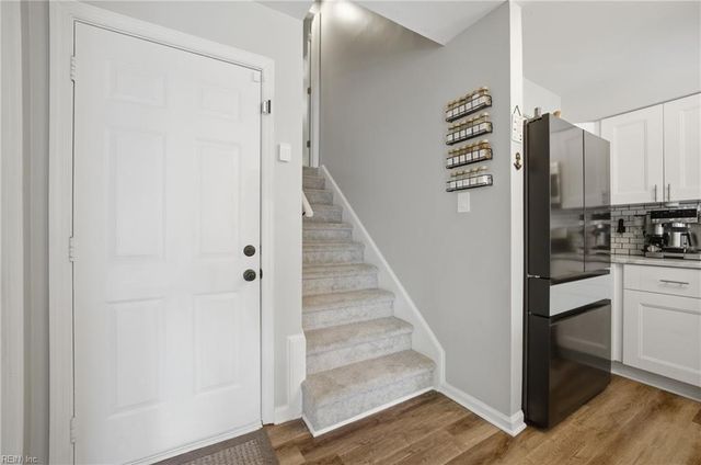 107 Dunbar Dr, Suffolk, VA 23434