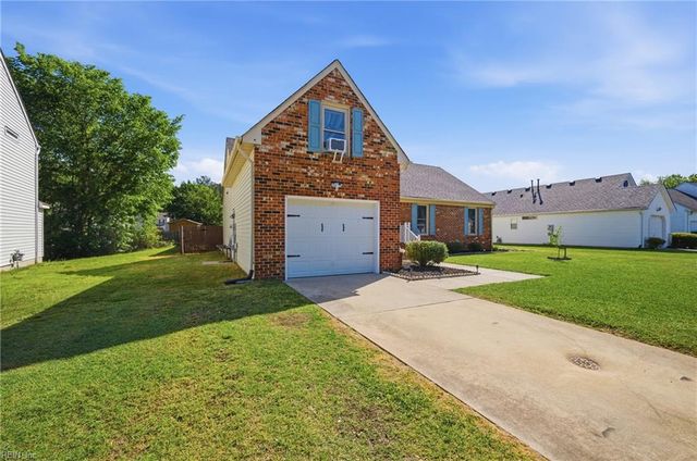 107 Dunbar Dr, Suffolk, VA 23434