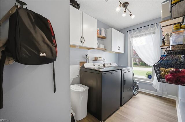 107 Dunbar Dr, Suffolk, VA 23434