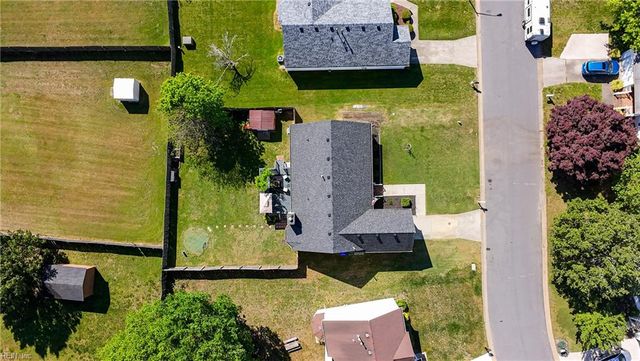 107 Dunbar Dr, Suffolk, VA 23434