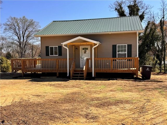 241 Forest Hill Avenue, Winston-salem, NC 27105