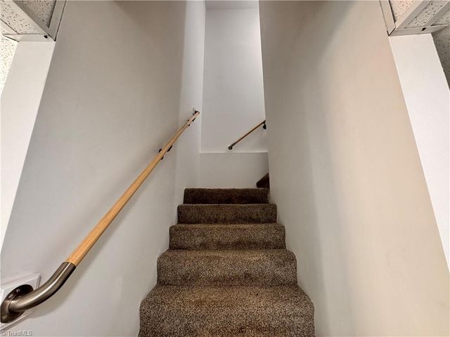 241 Forest Hill Avenue, Winston-salem, NC 27105