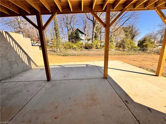 241 Forest Hill Avenue, Winston-salem, NC 27105