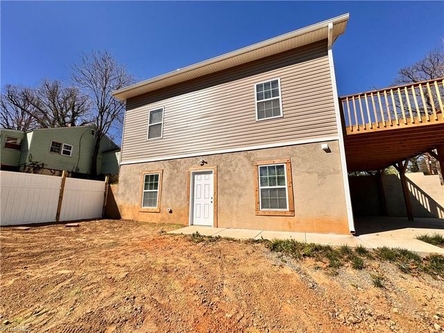 241 Forest Hill Avenue, Winston-salem, NC 27105