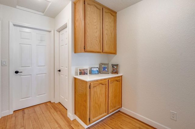 5564 Sierra Springs Dr, Pollock Pines, CA 95726