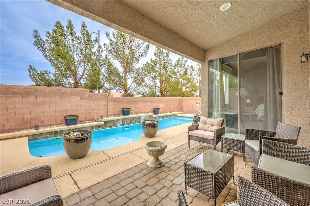 8320 Preppy Fox Avenue, Las Vegas, NV 89131 — photo 2