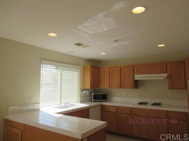 2560 Green Valley, Chula Vista, CA 91915
