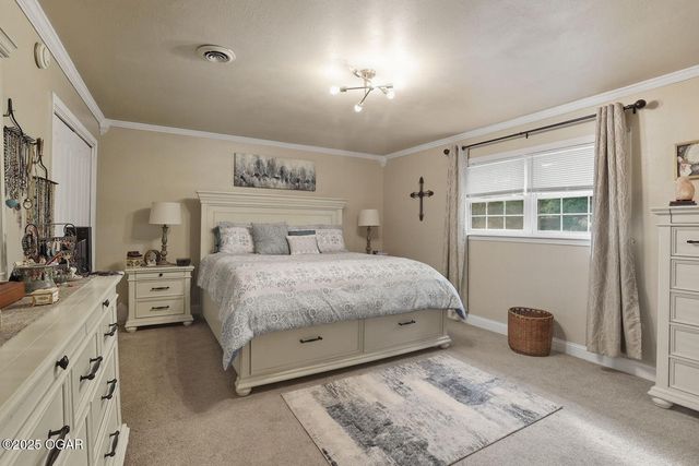 512 Geyer Road, Neosho, MO 64850