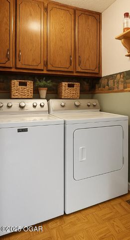 512 Geyer Road, Neosho, MO 64850