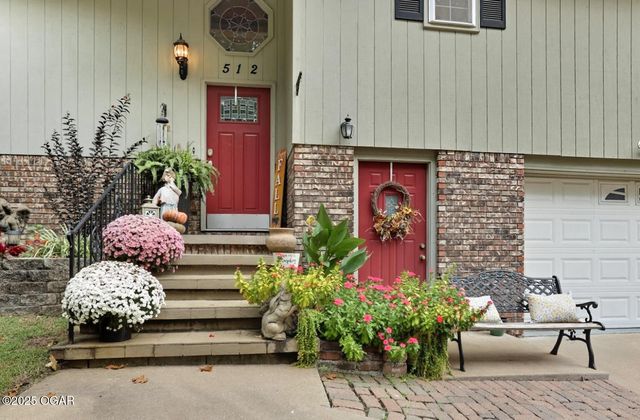 512 Geyer Road, Neosho, MO 64850