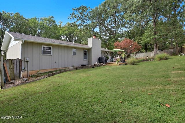 512 Geyer Road, Neosho, MO 64850