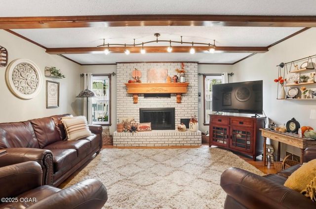 512 Geyer Road, Neosho, MO 64850