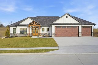 2700 EASLEY CABIN CIR, Columbia, MO 65201