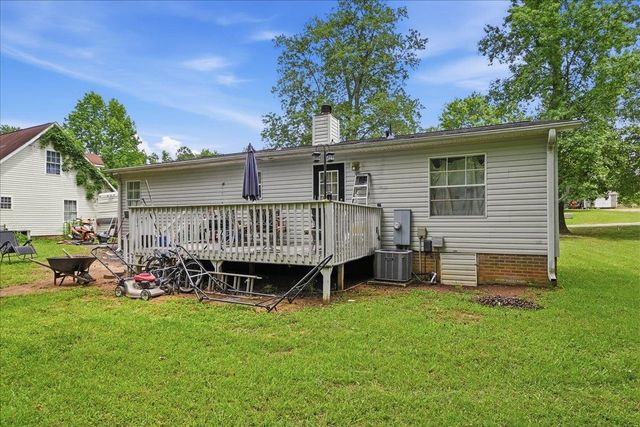 129 Notchwoods Drive, Boiling Springs, SC 29316