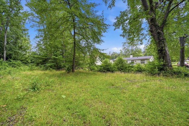 129 Notchwoods Drive, Boiling Springs, SC 29316