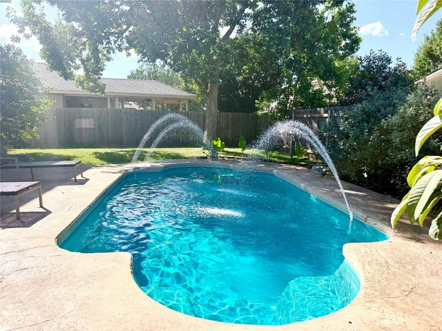 11715 Raymond C Ewry LN, Austin, TX 78748